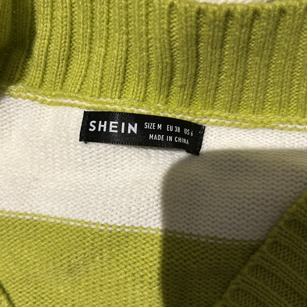 Sweater - Picture 10 of 11